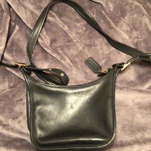 🔮Black vintage Coach shoulder purse 🔮
